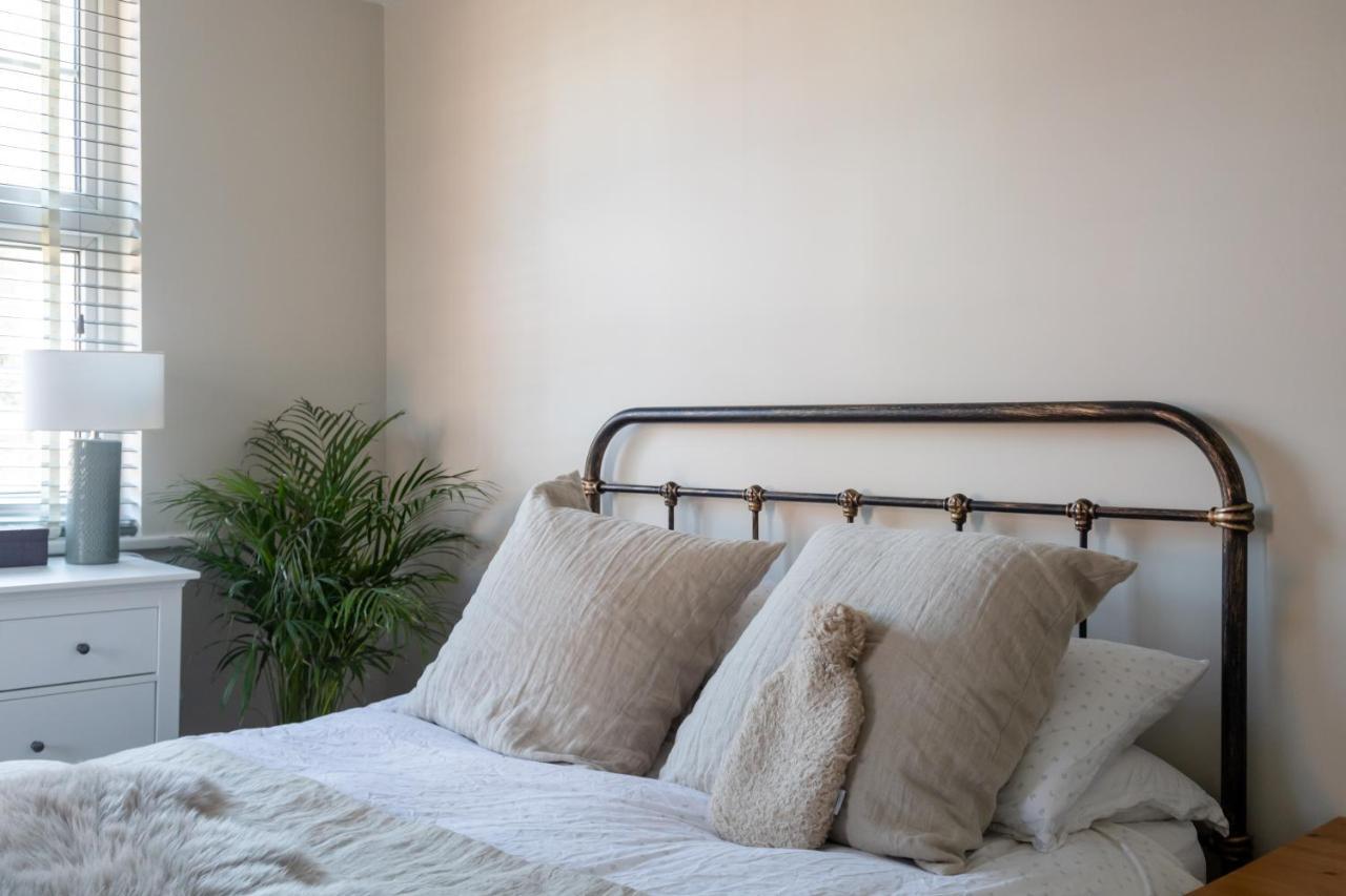 Hereford City - St Owens Terrace - Comfortable & Spacious Well Presented Three Storey House, Perfect For A Weekend Away & Exploring The City On Foot - Hosted By Rentmyhouse Exteriér fotografie